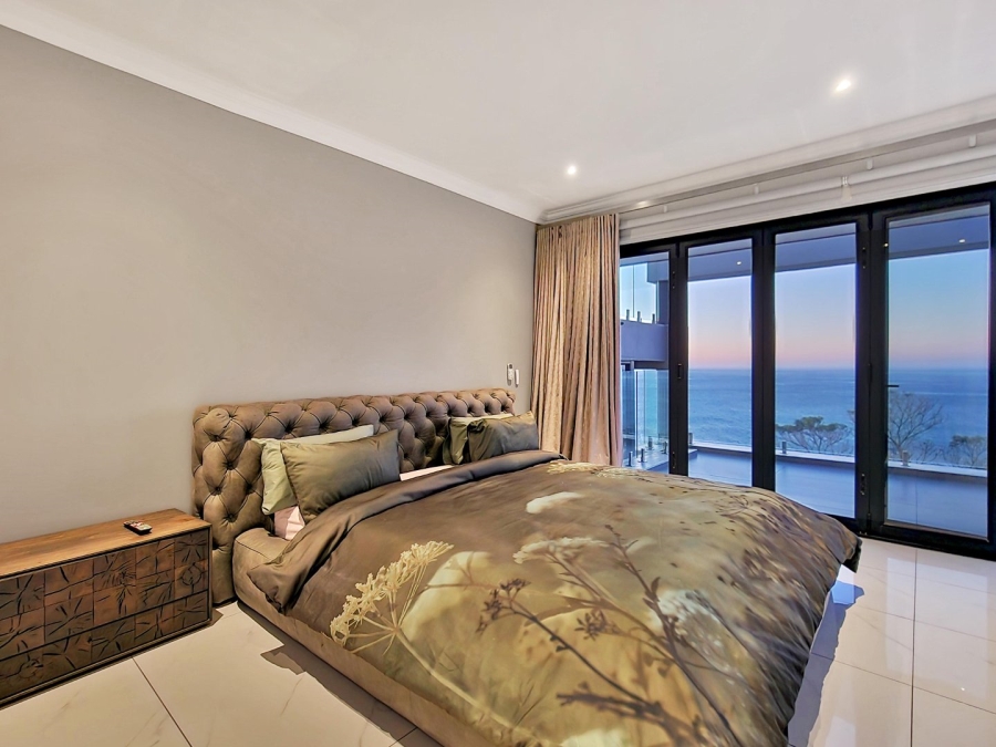 7 Bedroom Property for Sale in Llandudno Western Cape